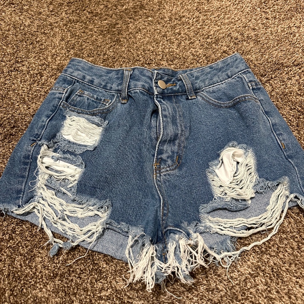 Ripped denim shorts